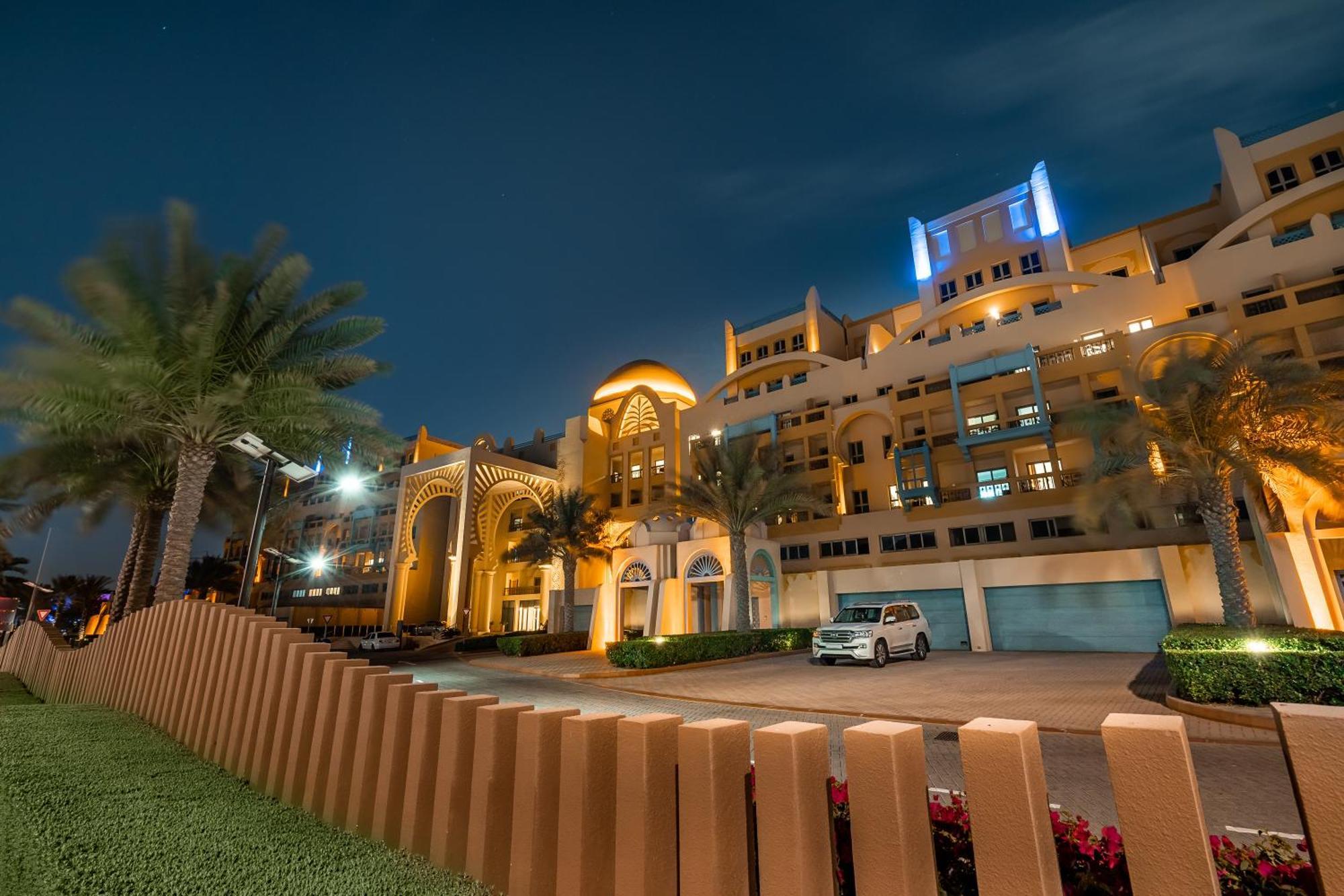 Simply Comfort In Sarai Palm Jumeirah Dubai Esterno foto